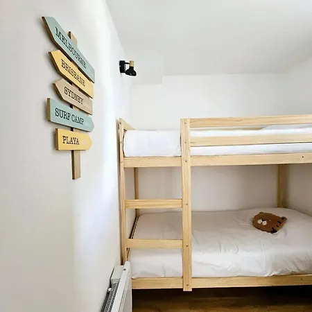 A Avec Piscine Partagee Et Balcon Apartment *